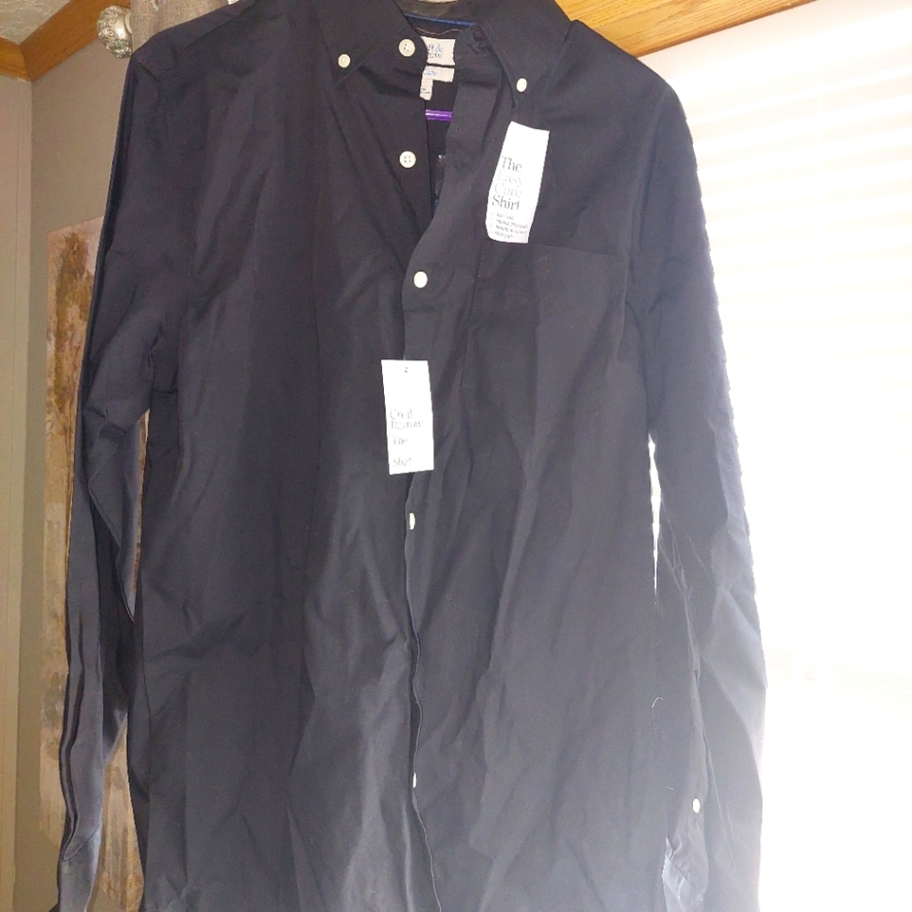 Croft & Barrow Easy Care Button down shirt. Black.NWT